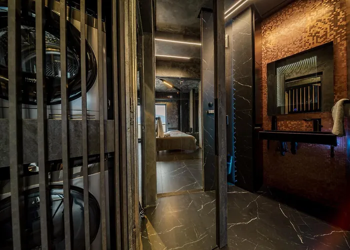 Virtual Dreamscape Apartment With Jacuzzi Brașov
