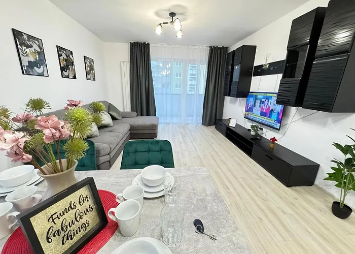 Luxury Glam Apartments Coresi Mall Area - Parking Option Brașov