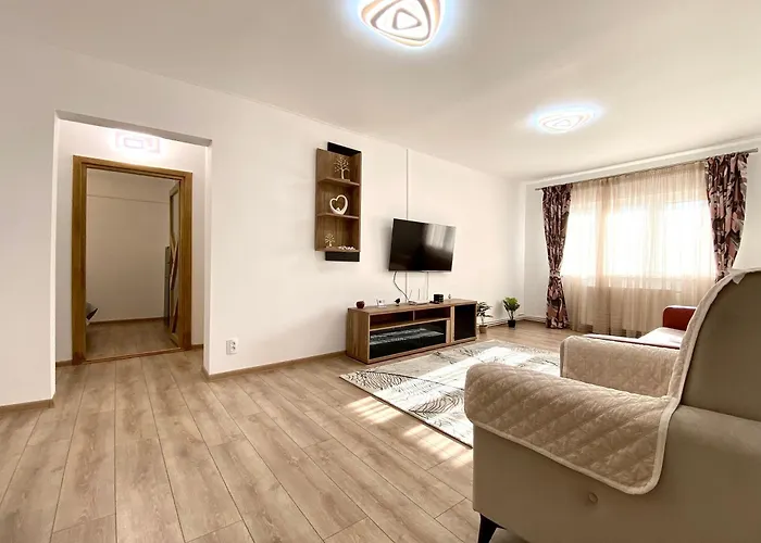 Kronstadt Apartment - Pet Friendly Brașov