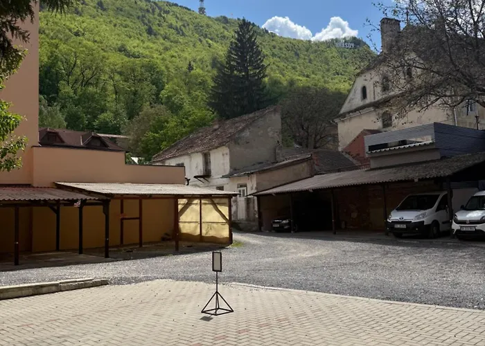 Toni S Luxury Central Place Brașov