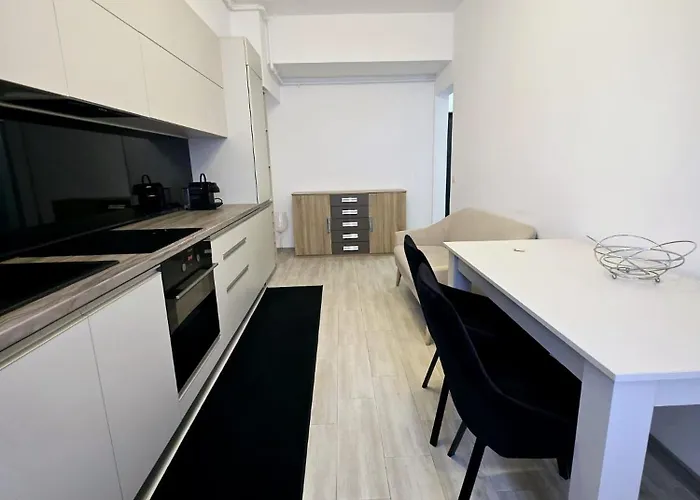 Swiss Apartment 8 Brașov