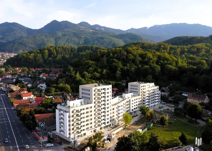 Mountain View Retreat Apartment - Private Parking Brașov
