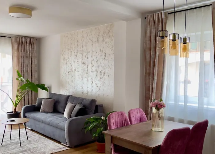 Apartment G7 Your Homey Modern City Stay Brașov