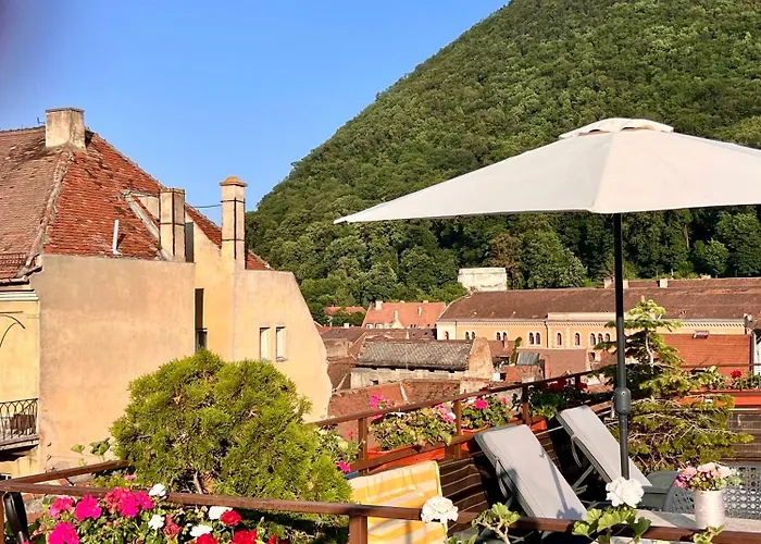 Rooftop Central Apartment Brașov