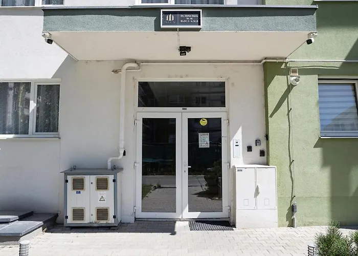 Kubiq Apartment By Coresi Brașov