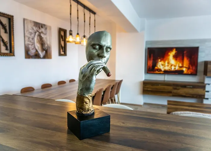 Koa - Sunset Penthouse Apartment Brașov