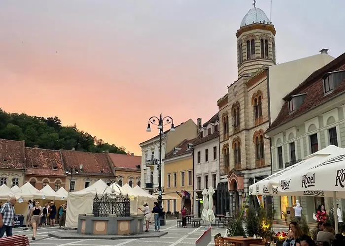 Radu'S - Traditional Ultracentral Apartment In The Old Town Brașov