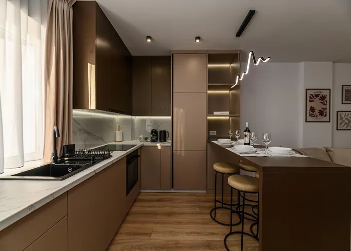 Matisse Coresi Apartment With Free Private Parking Brașov