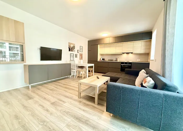 Kasper Coresi Mall - Rise Private Apartments & Suites Brașov