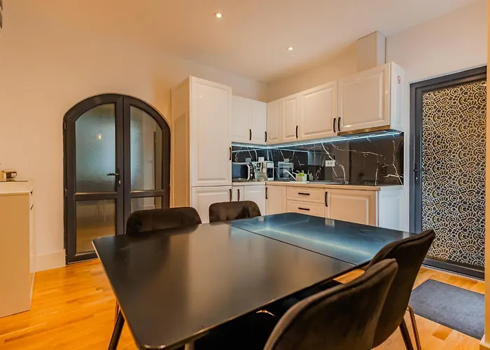 Rokebea Luxury Apartment Brașov