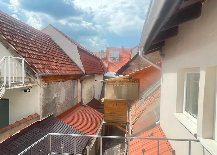 Roy Palace - 4 Luxurious Suites In A Prime Central Location Brașov